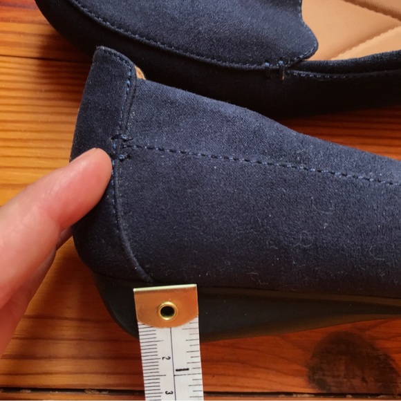 Bass Navy Flats, EUC, 7.5 - Picture 4 of 11